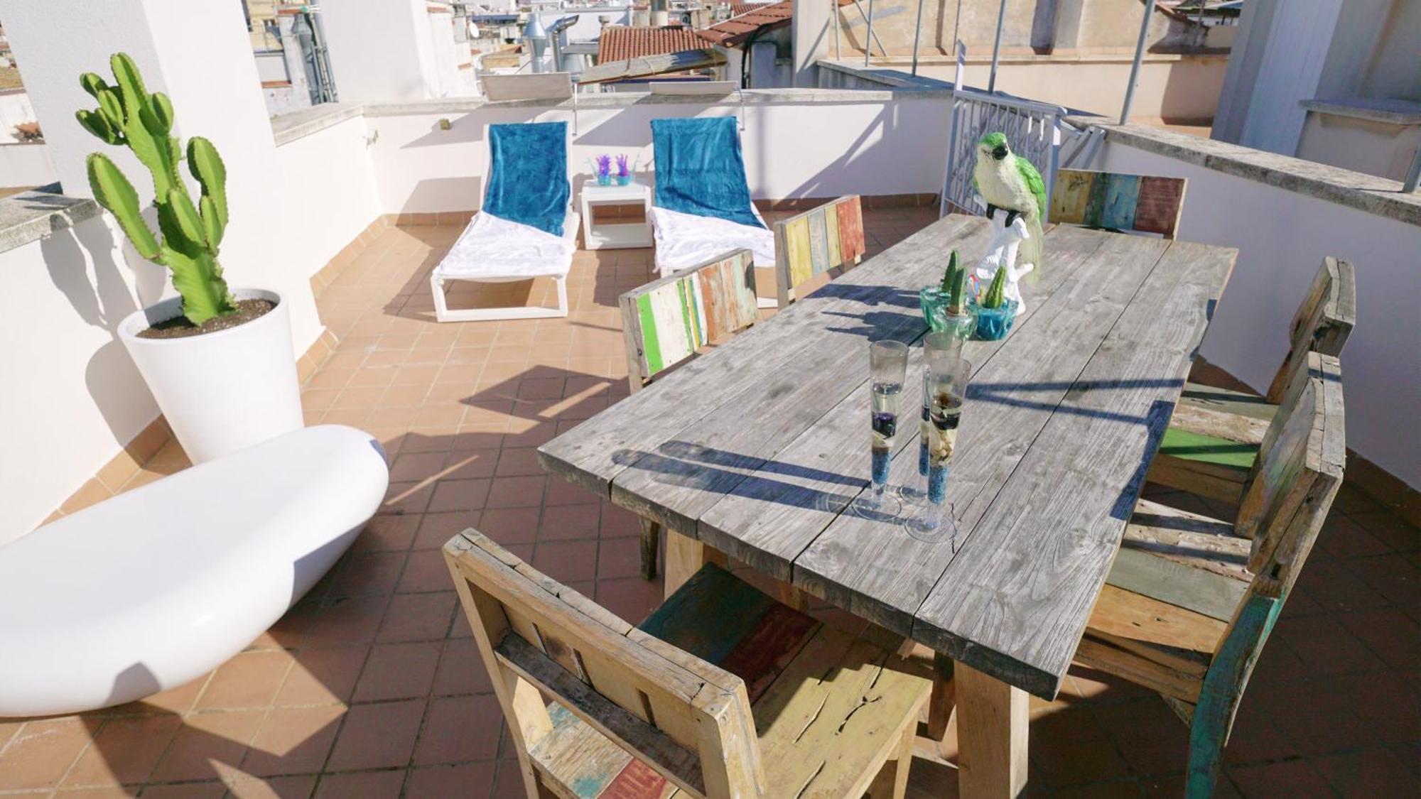 Beachstyle Penthouse By Hello Homes Sitges Exteriör bild